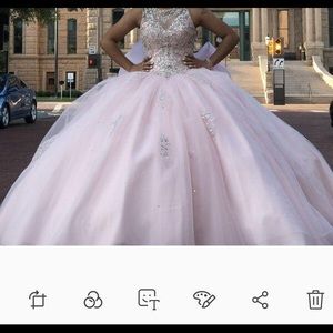 Beautiful Quinceañera dress blush color size 4